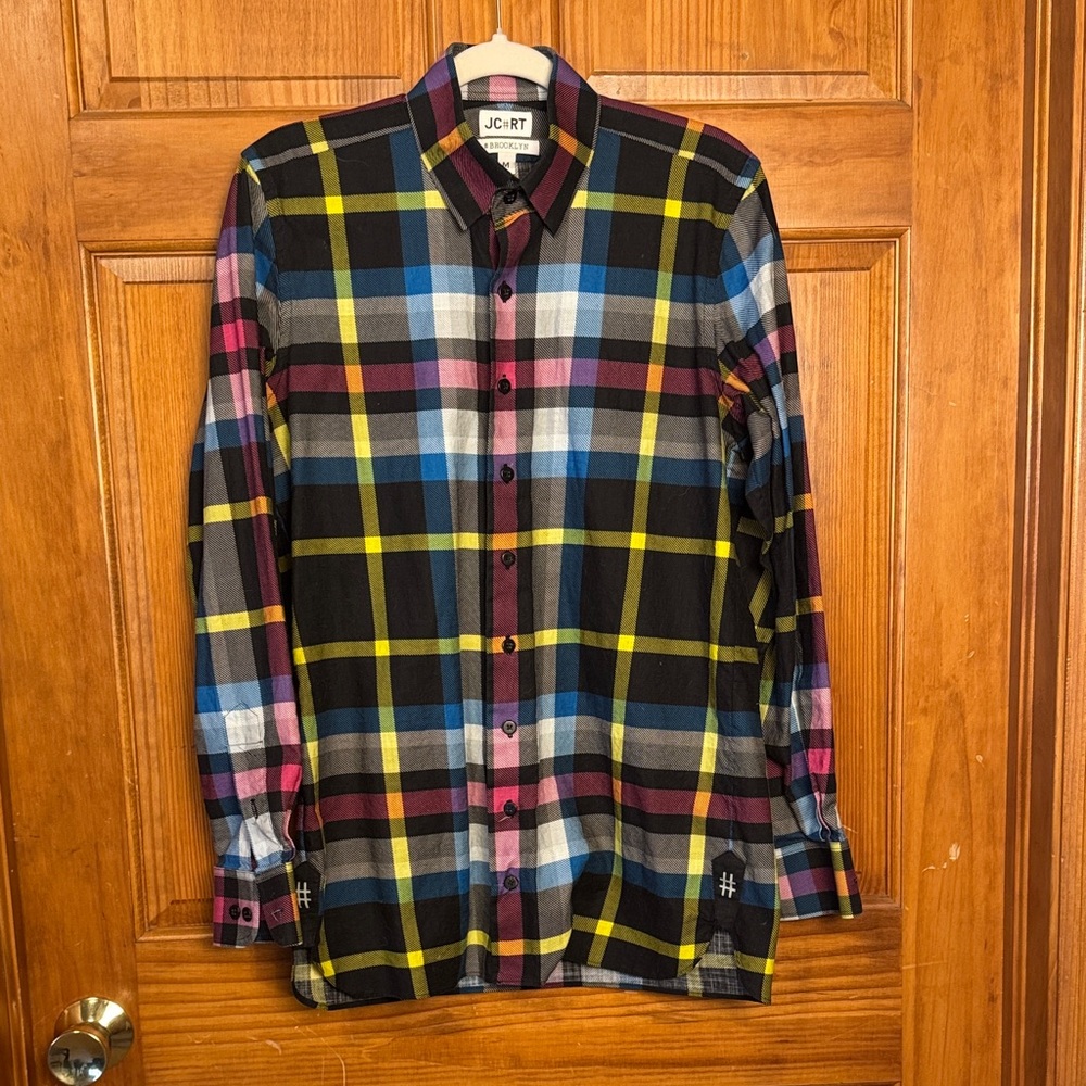 Men’s size M colorful JC#RT plaid long sleeve button up